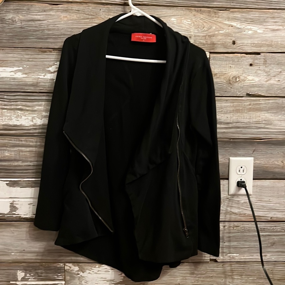 Akira Chicago black zip up. Stylish